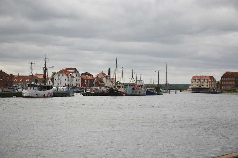 w-DK_9094-DK-port