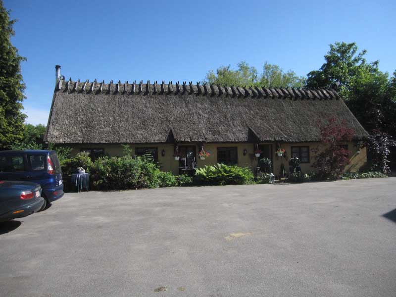 w-DK_9609-2686-BB_Country_House