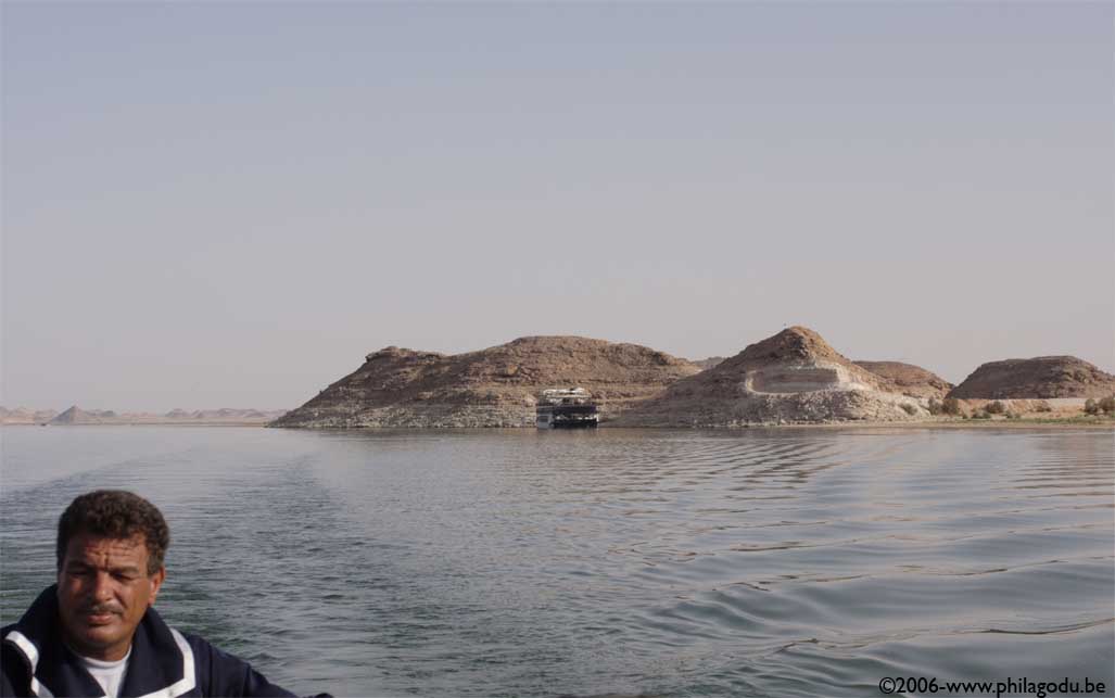 Lac_Nasser-boat814