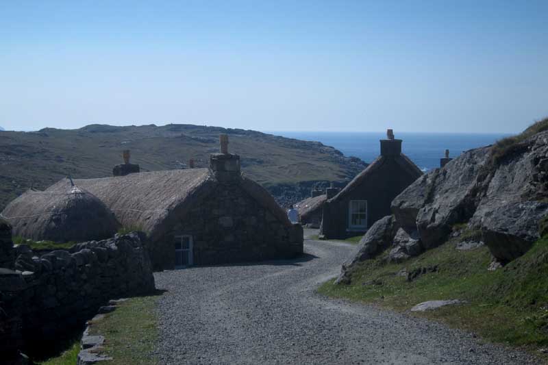 w-scot_7260-7766-Harris-village_ancien 